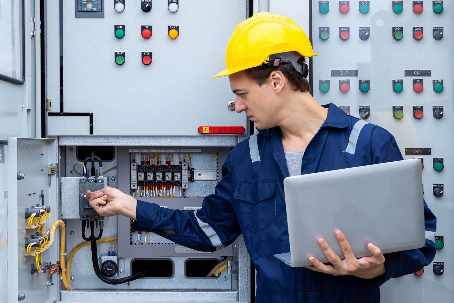 The 247 Control Room How Doctor Solar's Remote Monitoring Center Prevents Small Issues from Becoming Big